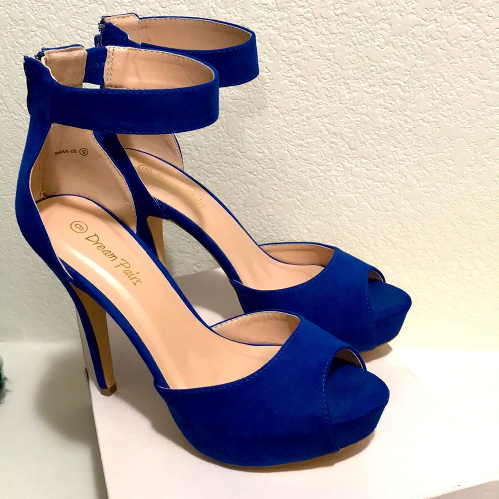 Cobalt Blue Sexy Heels!